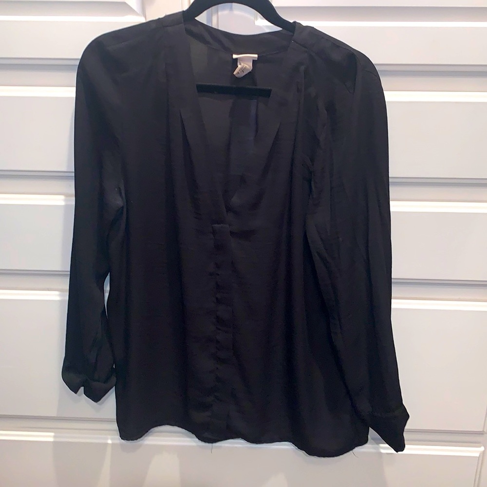 Black long sleeve blouse- a staple!